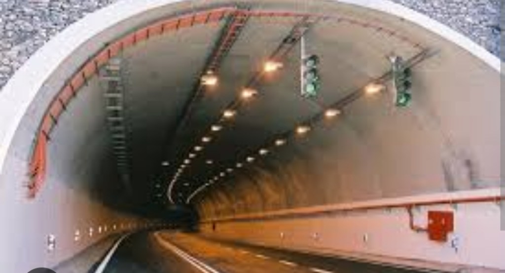 The Tunnels of Madeira: A Drive Through&nbsp;Calheta